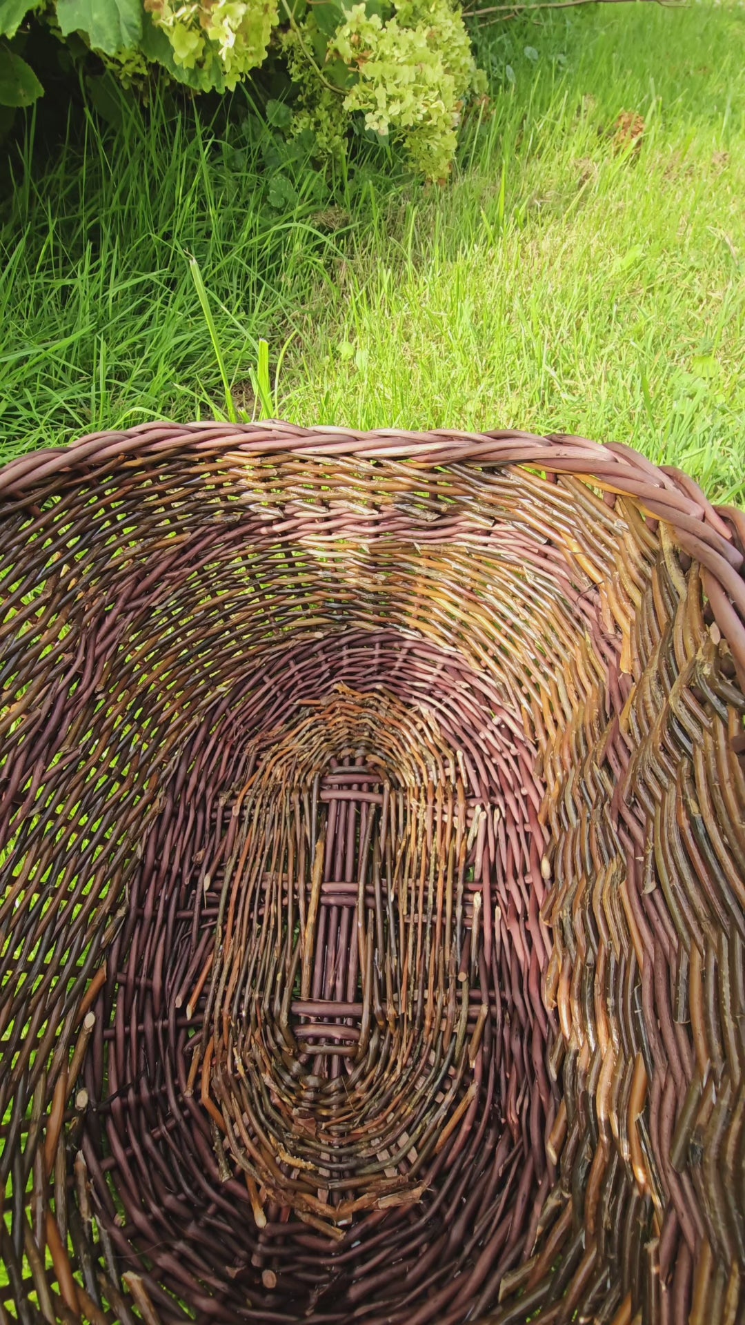 Small wicker basket 051b