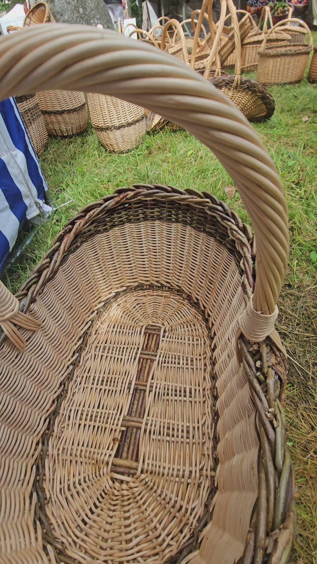 Wicker basket 025r