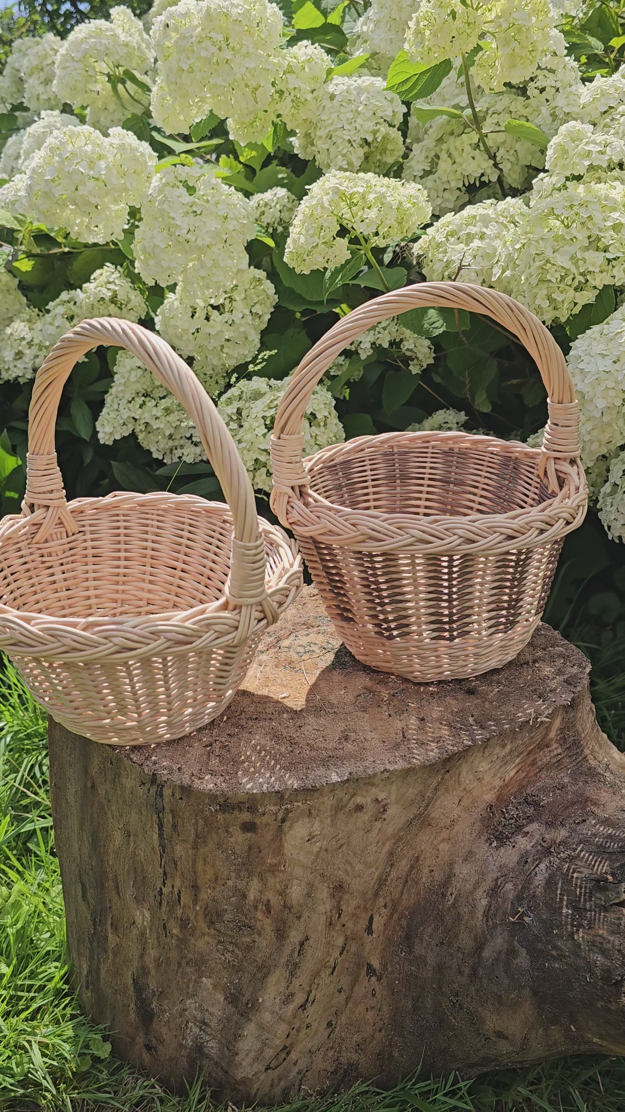 Small wicker basket 042b