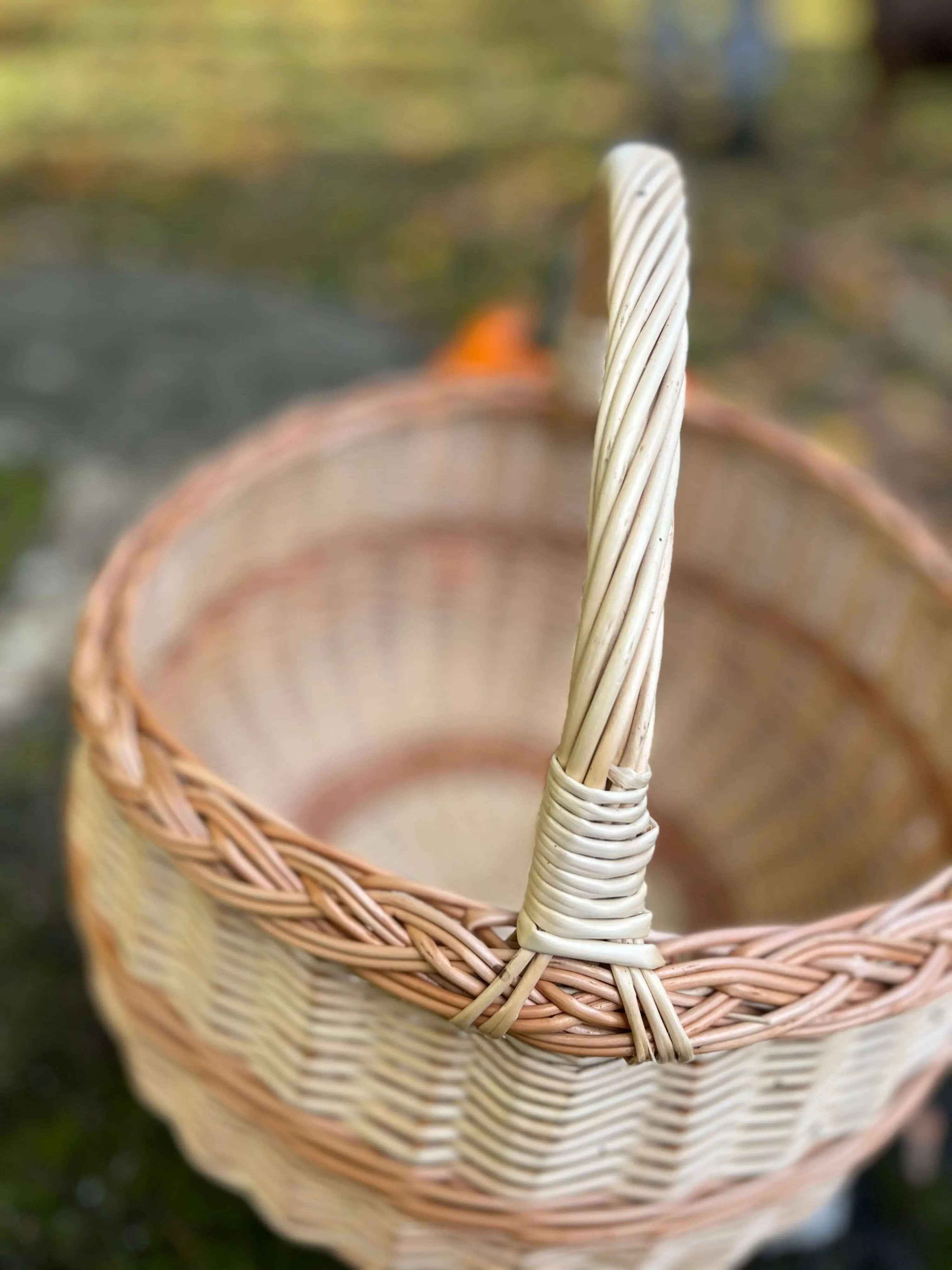 Wicker basket 006b - NaturelyWoven wicker - handmade