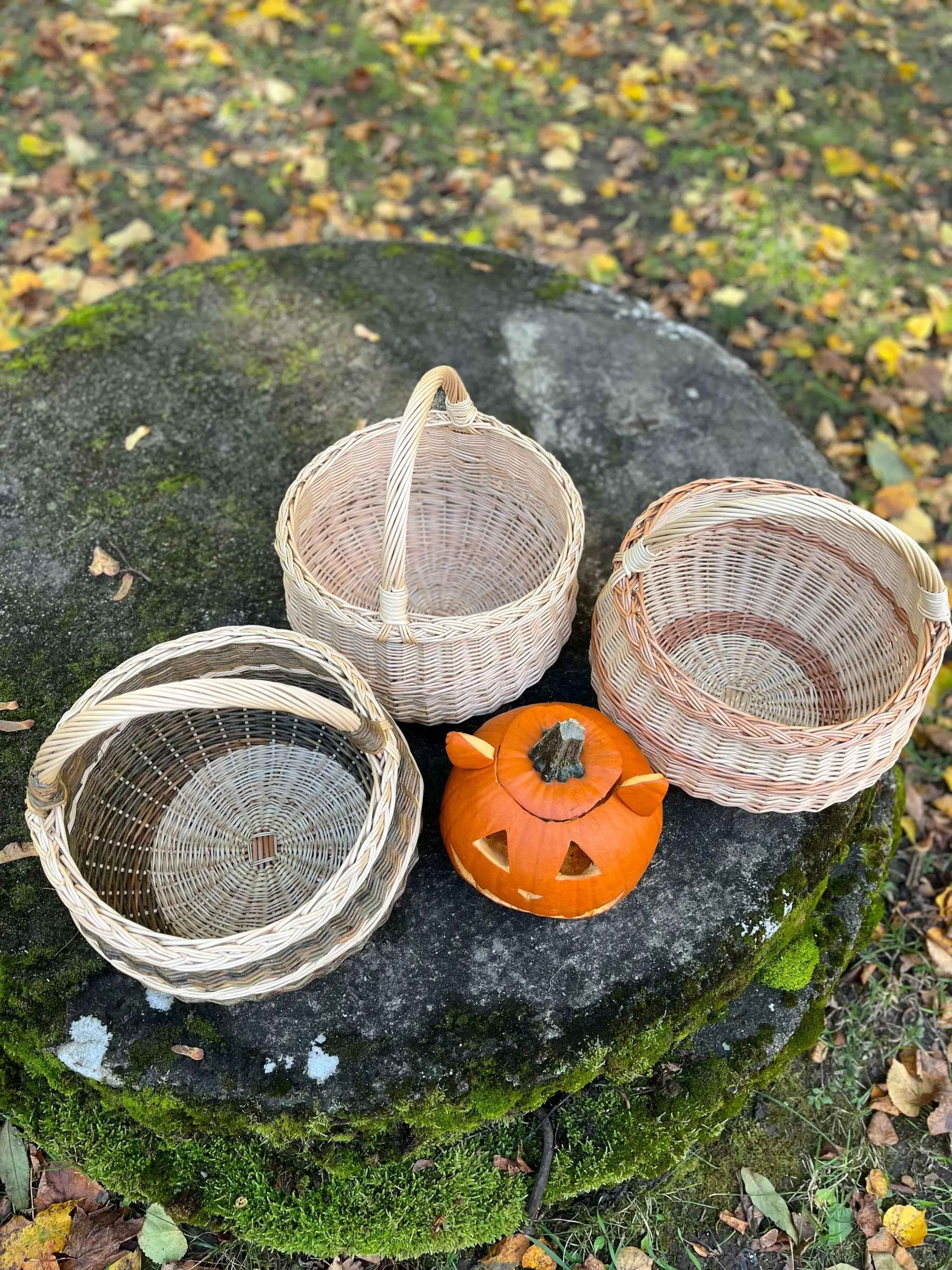 Wicker basket 006b - NaturelyWoven wicker - handmade
