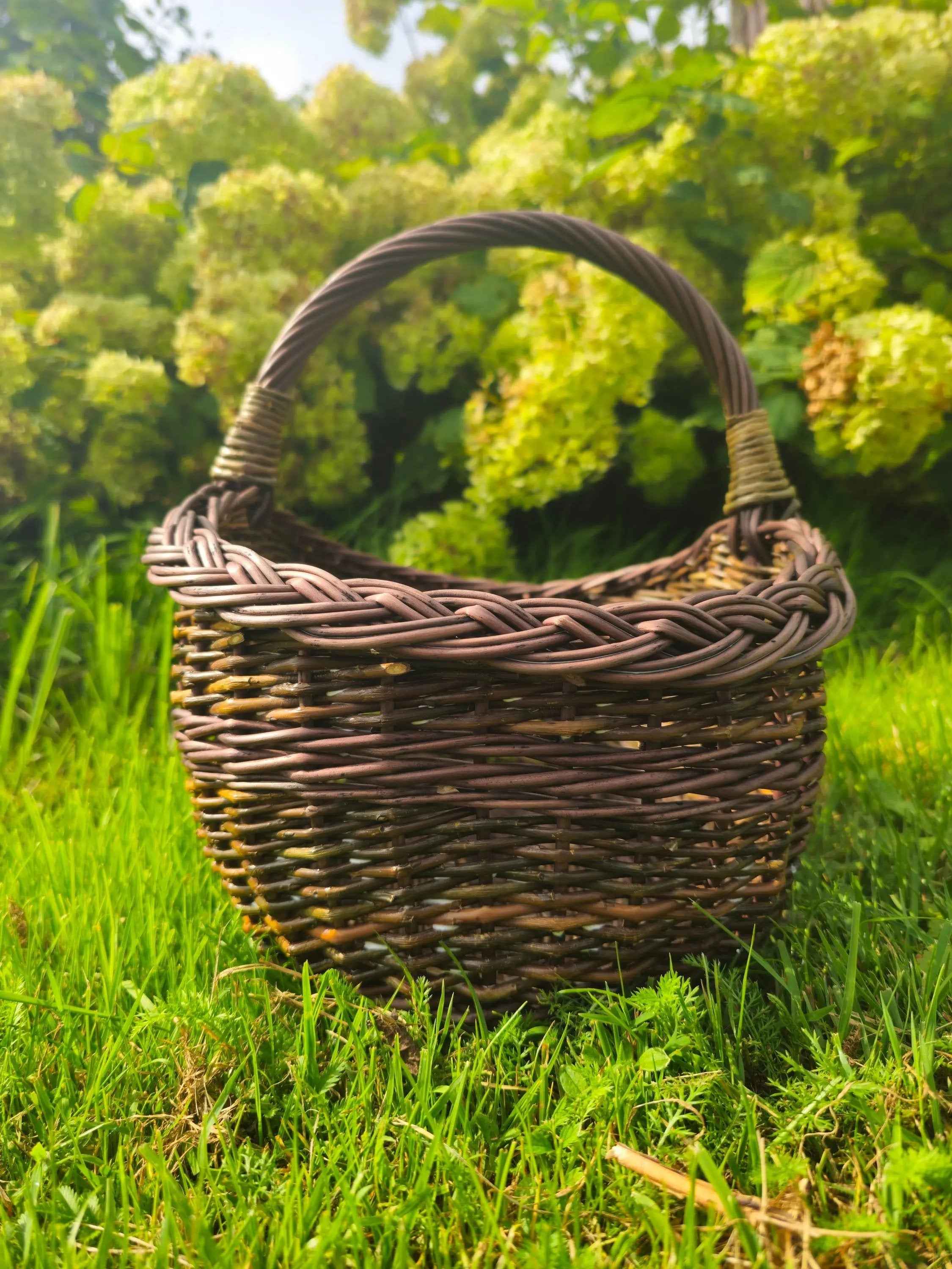 Small wicker basket 051b - NaturelyWoven wicker - handmade