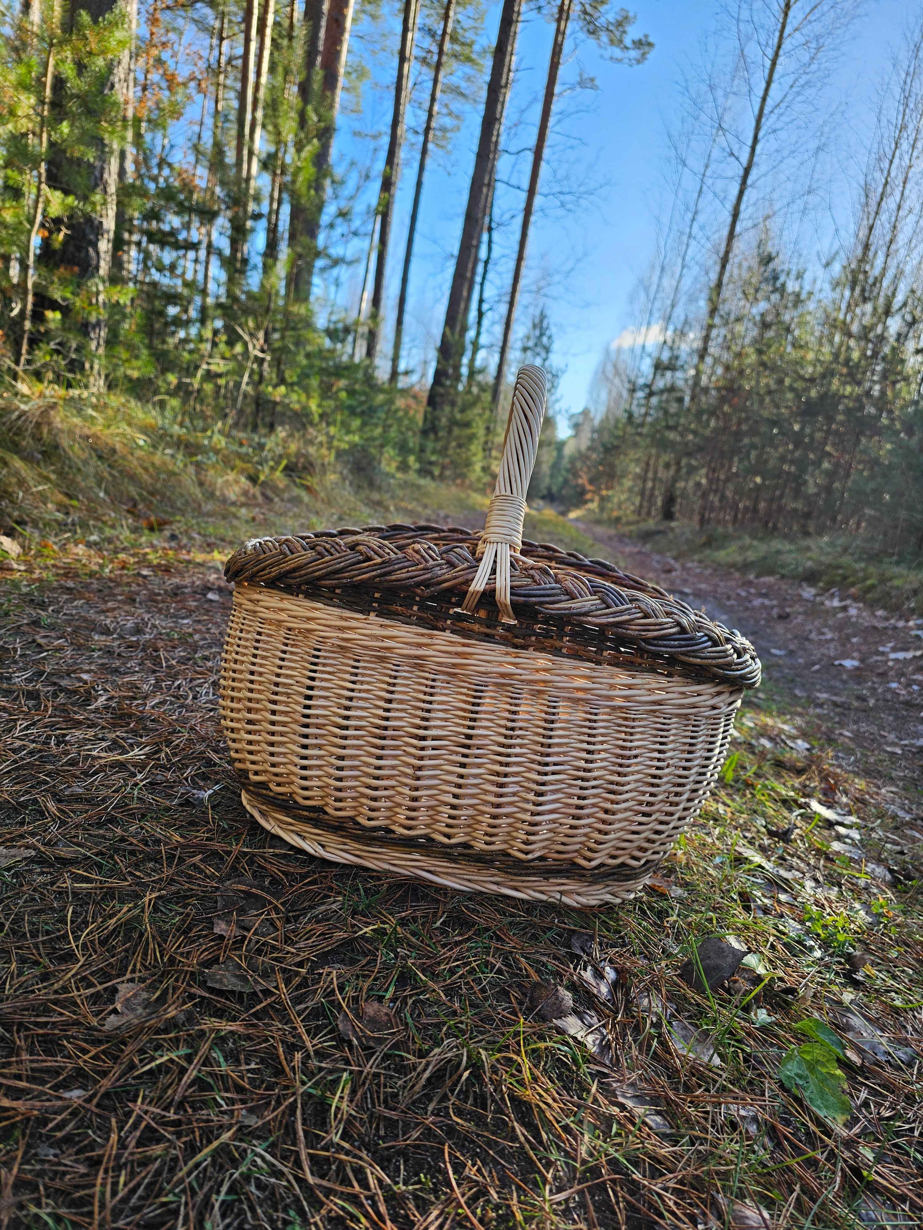 Wicker basket 026r - NaturelyWoven wicker - handmade