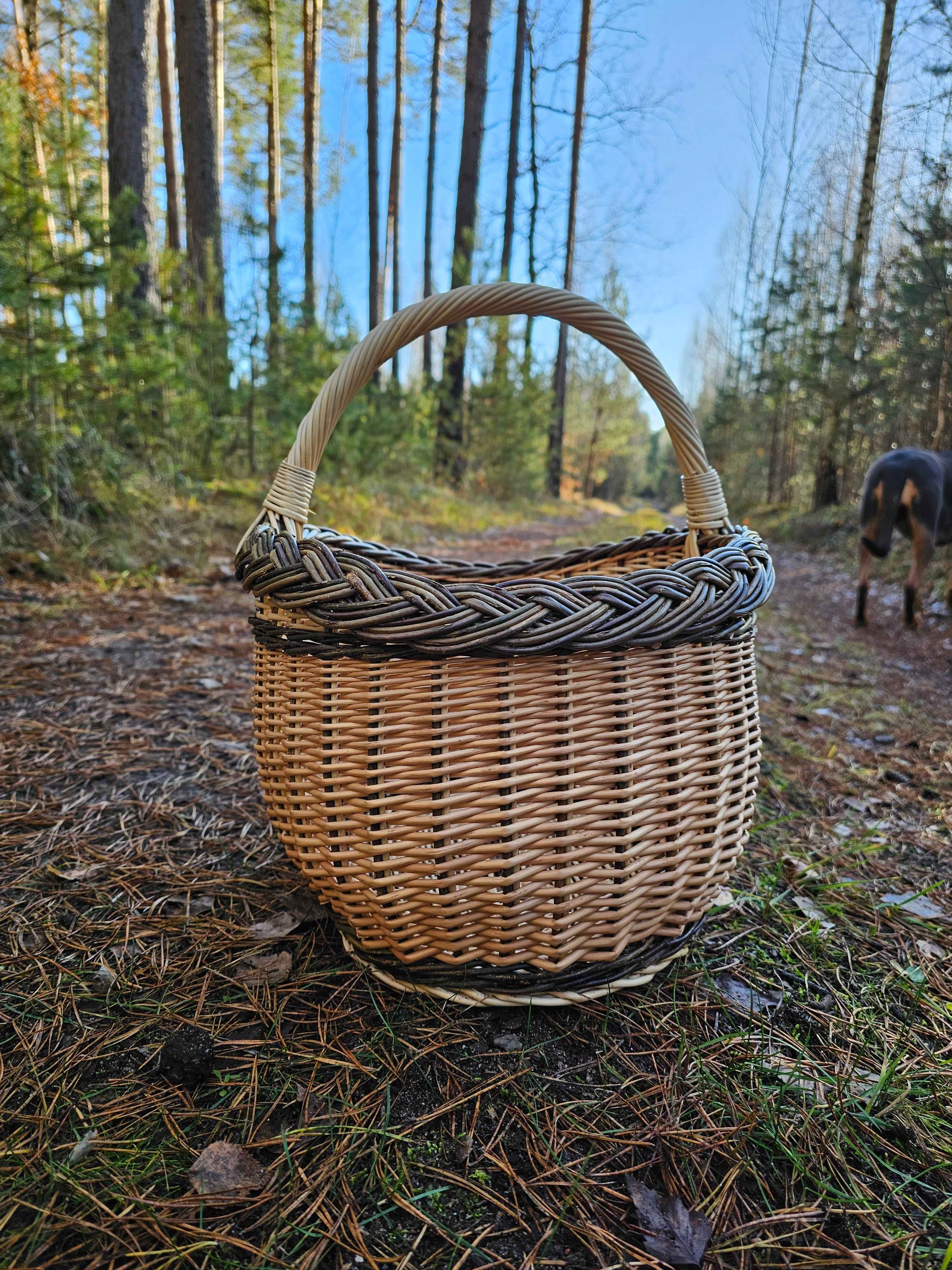 Wicker basket 026r - NaturelyWoven wicker - handmade