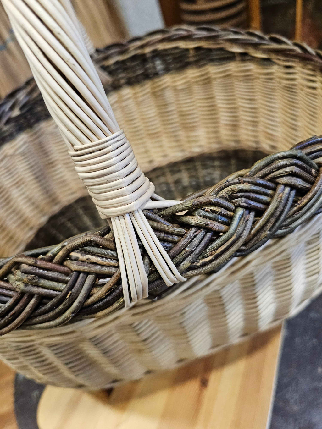 Wicker basket 040r - NaturelyWoven wicker - handmade
