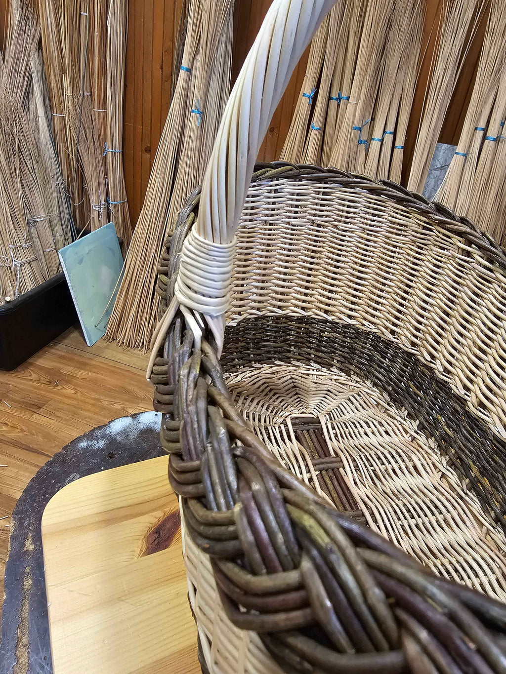 Wicker basket 041r - NaturelyWoven wicker - handmade