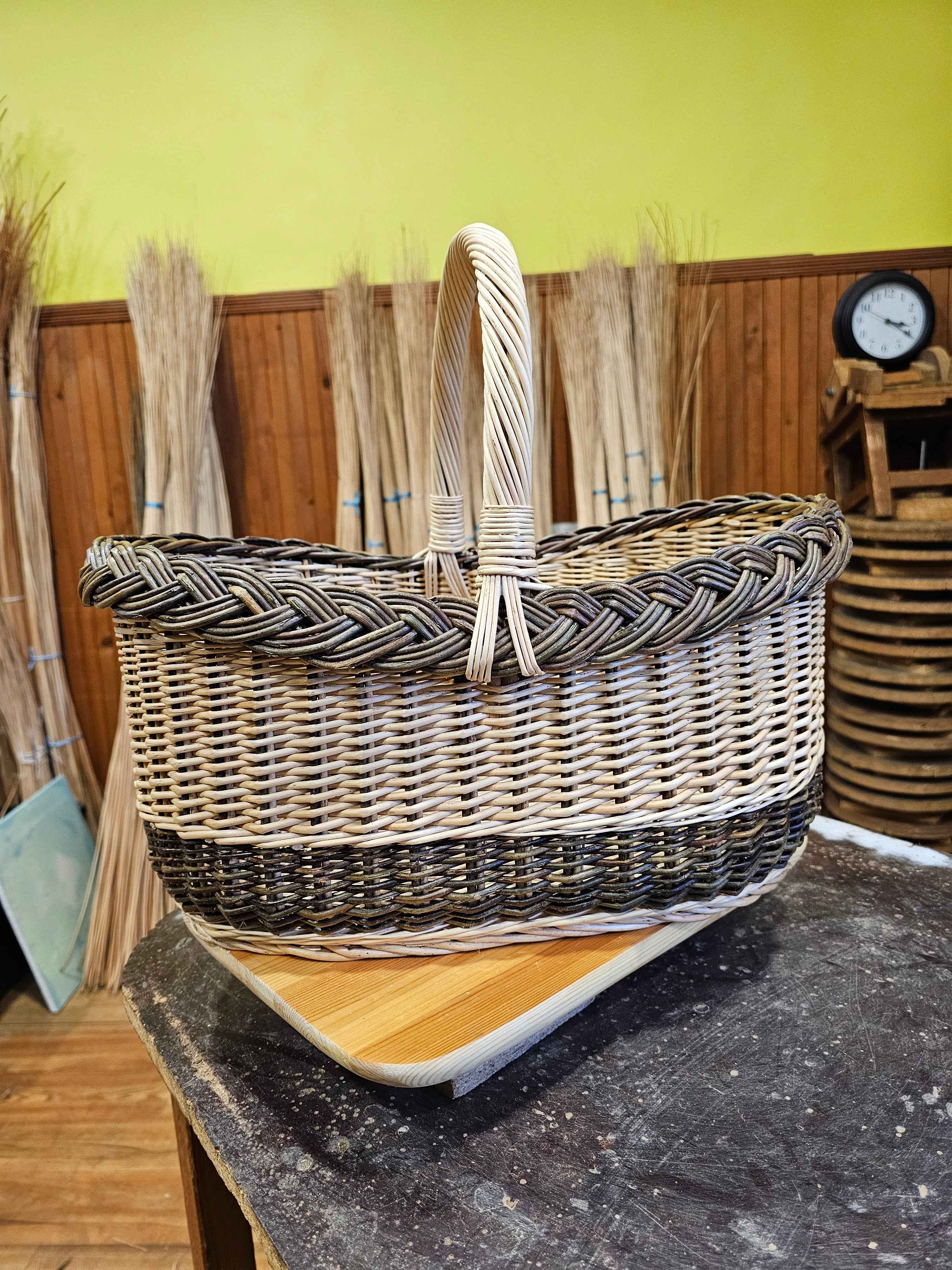Wicker basket 041r - NaturelyWoven wicker - handmade