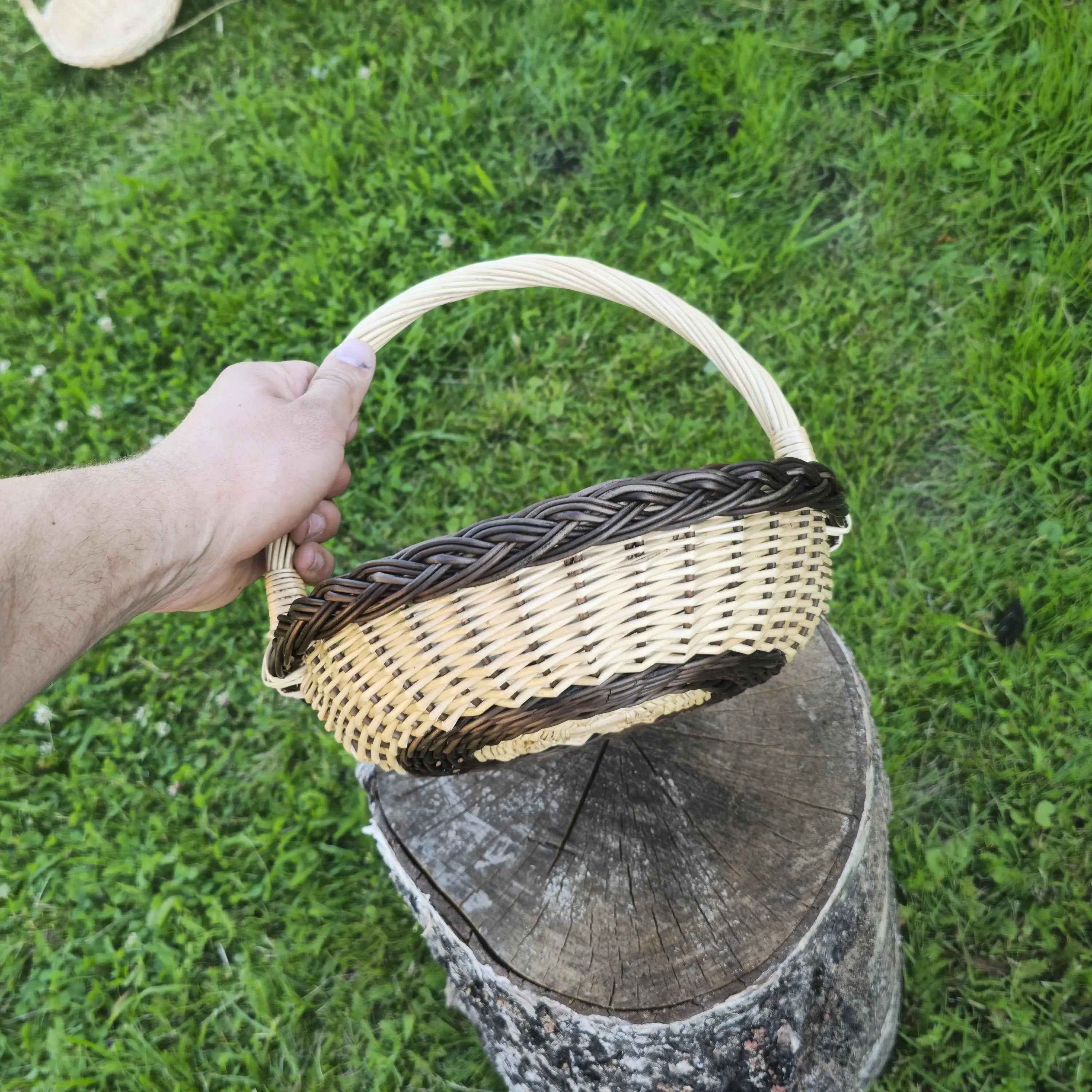 Flower girl basket 035b - NaturelyWoven wicker - handmade